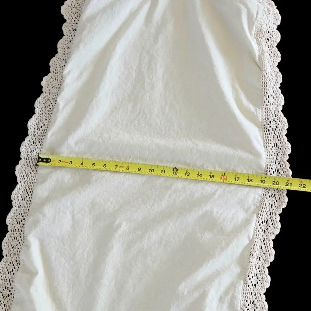Ralph Lauren Home Linen Slub Pillowcase Ecru with Crochet Lace Trim Farmhouse